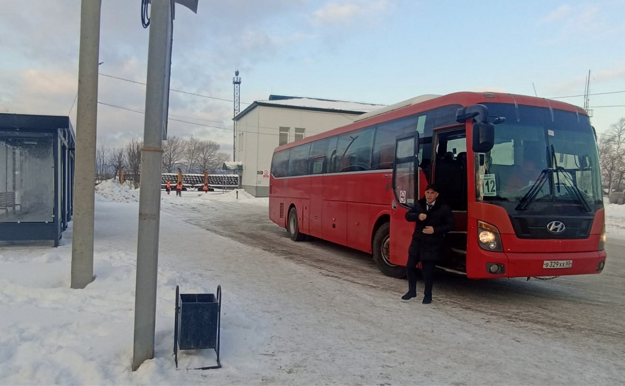 Жалобы пассажиров заставили сахалинского мэра пересесть на общественный транспорт 