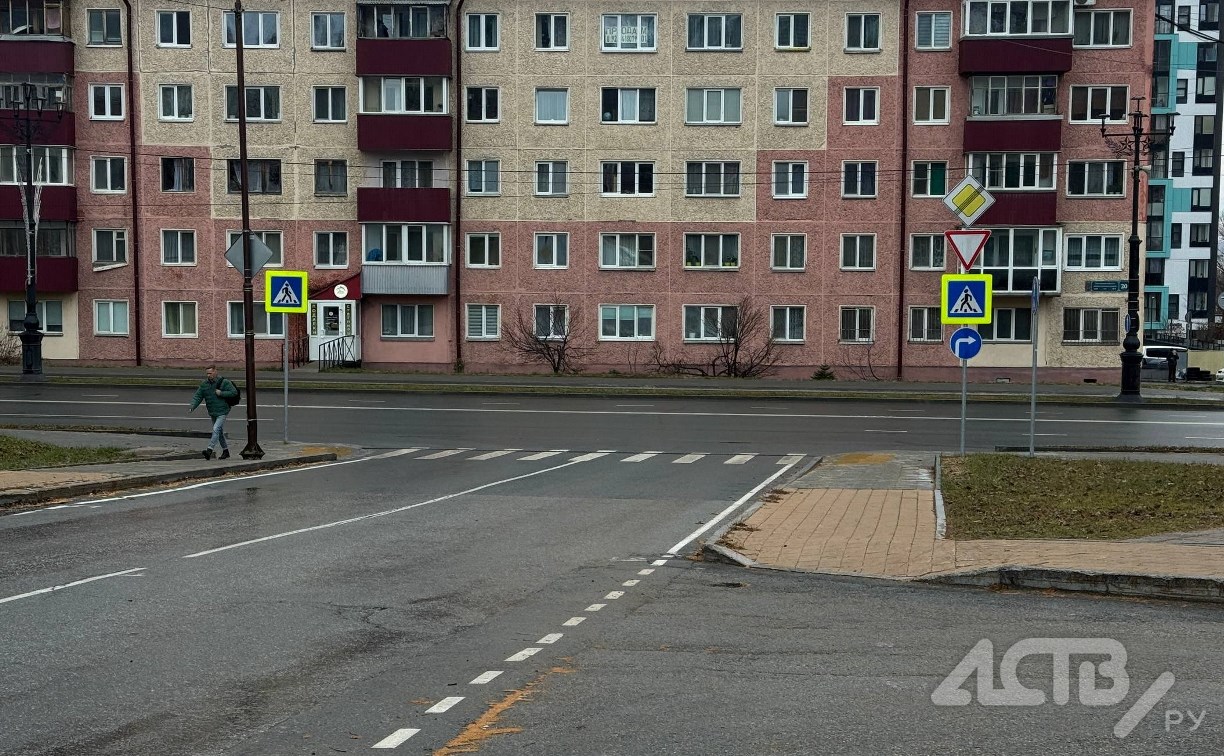 Внимание: на ул. Горького в Южно-Сахалинске поменяли правила проезда на важных перекрестках