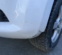 Неизвестный столкнулся с Daihatsu Be-go и скрылся с места ДТП в Южно-Сахалинске
