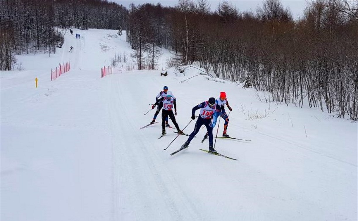 Лыжный сезон на Сахалине завершился соревнованиями в Ногликах 