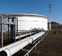 На заводе "Сахалин-2" отработали действия на случай разрушения резервуара с нефтью
