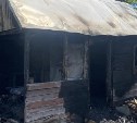 В СНТ “Ягодка” в Анивском районе ночью сгорела баня