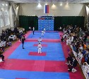 Награды чемпионата области по каратэ разыгрывают в Южно-Сахалинске
