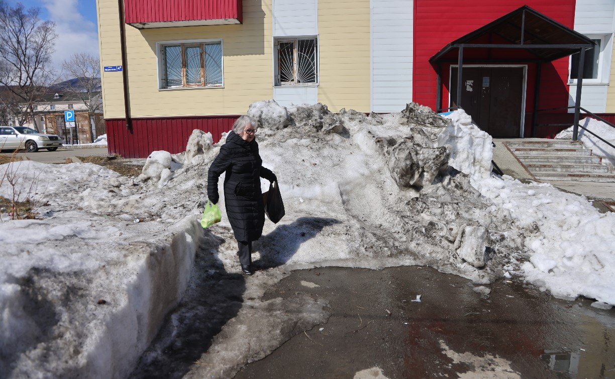 Валерий Лимаренко проинспектировал Макаров и дал поручения по благоустройству