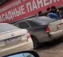 В Южно-Сахалинске в задержанном несколькими экипажами ДПС автомобиле обнаружили наркотики
