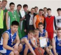 Чемпионат Углегорского района по баскетболу среди мужских команд завершился 