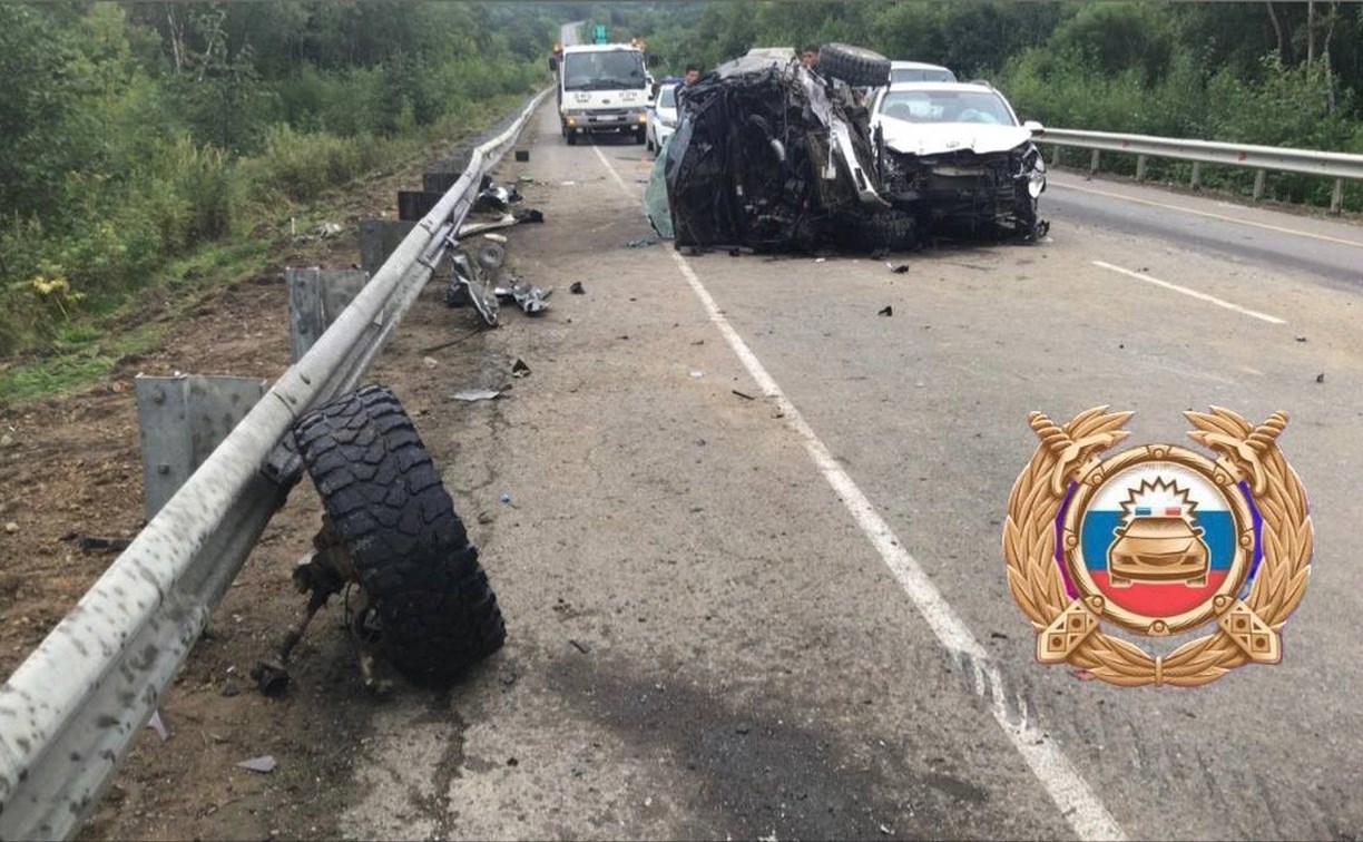 Аварию спровоцировал водитель без прав: что случилось в тройном ДТП на юге Сахалина