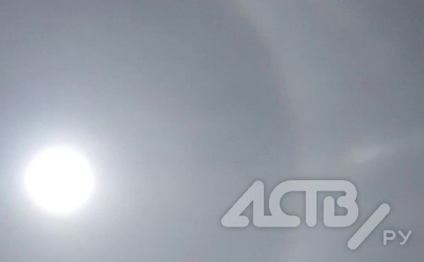 "Аномалия какая-то": сахалинец снял в небе загадочный "глаз"