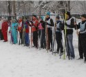 В соревнованиях по лыжным гонкам приняли участие сахалинские чиновники