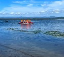 "Они ещё и из бокалов пьют": сахалинцы бесцеремонно обсудили туристов на озере Буссе