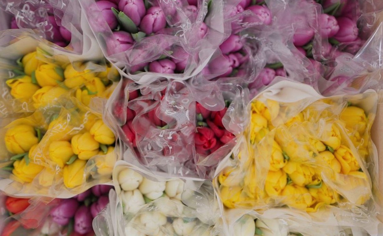 На Сахалине и Курилах поздравляют жен и матерей участников СВО