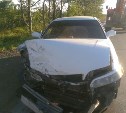 Женщина пострадала при столкновении двух "Тойот" в Южно-Сахалинске