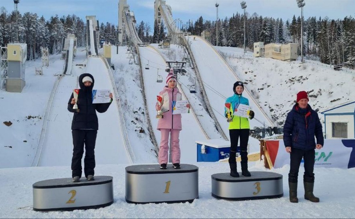 Сахалинские летающие лыжники завоевали два серебра на всероссийских соревнованиях