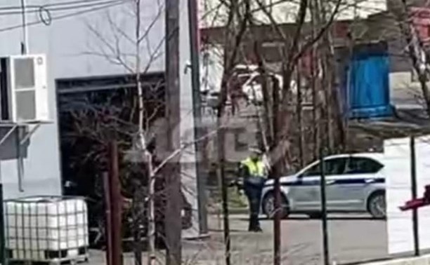 "Он подошёл из-за угла": сотрудник ДПС необычно "подловил" машину в Троицком