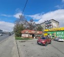 Очевидцев наезда кроссовера на 95-летнюю женщину продолжают искать в Южно-Сахалинске