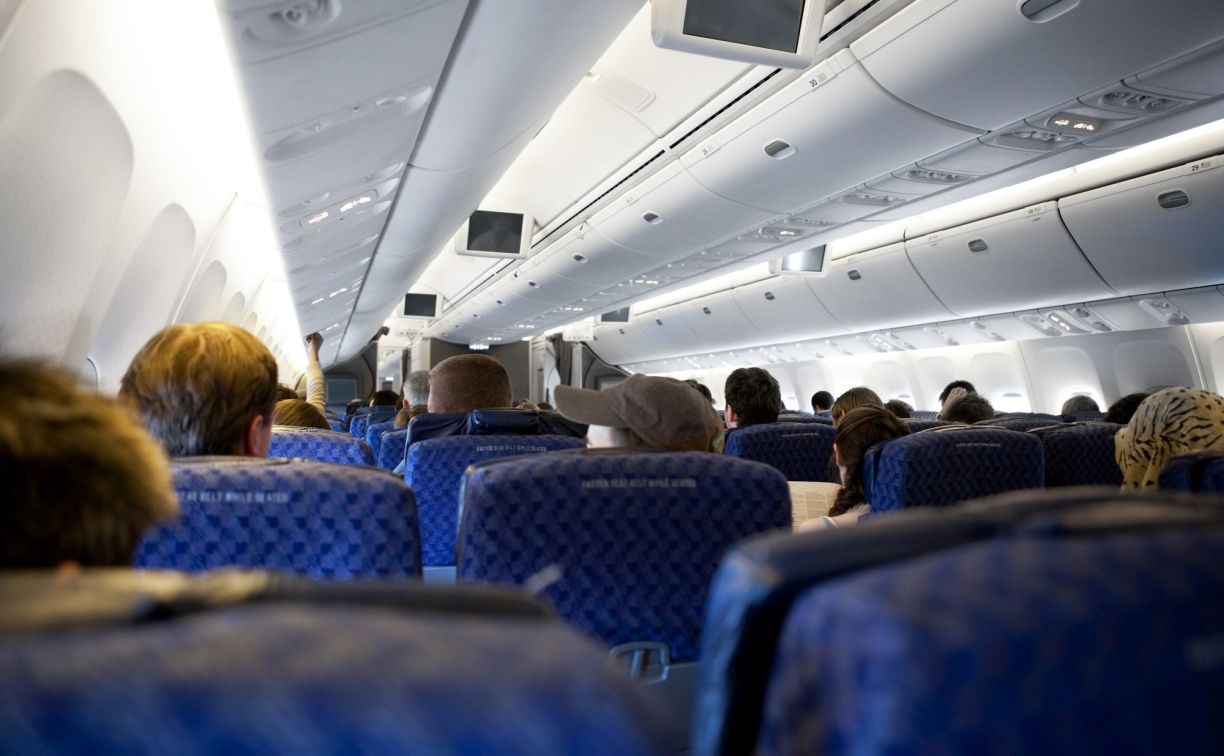 Трое пьяных пассажиров задержали московский рейс в Южно-Сахалинске