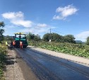 Более 30 километров муниципальных дорог на Сахалине и Курилах получат асфальт до конца года