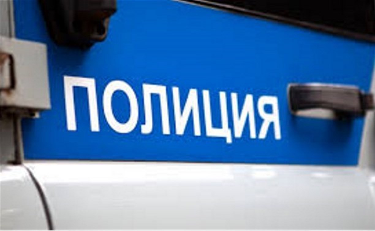 Должница по алиментам продолжает скрываться от полиции Южно-Сахалинска
