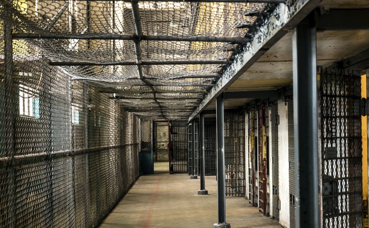 Двое участников ОПГ на Сахалине готовили к сбыту свыше 130 доз наркотиков