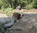 На Сахалине разгребают завалы после схода селей по дороге в Пильво