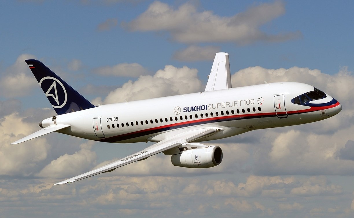 Авиакомпании "Аврора" выдали разрешение на обслуживание Sukhoi Superjet 100