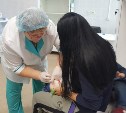 На двух площадях Южно-Сахалинска людям будут делать прививки от гриппа
