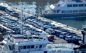 Политика и экономика