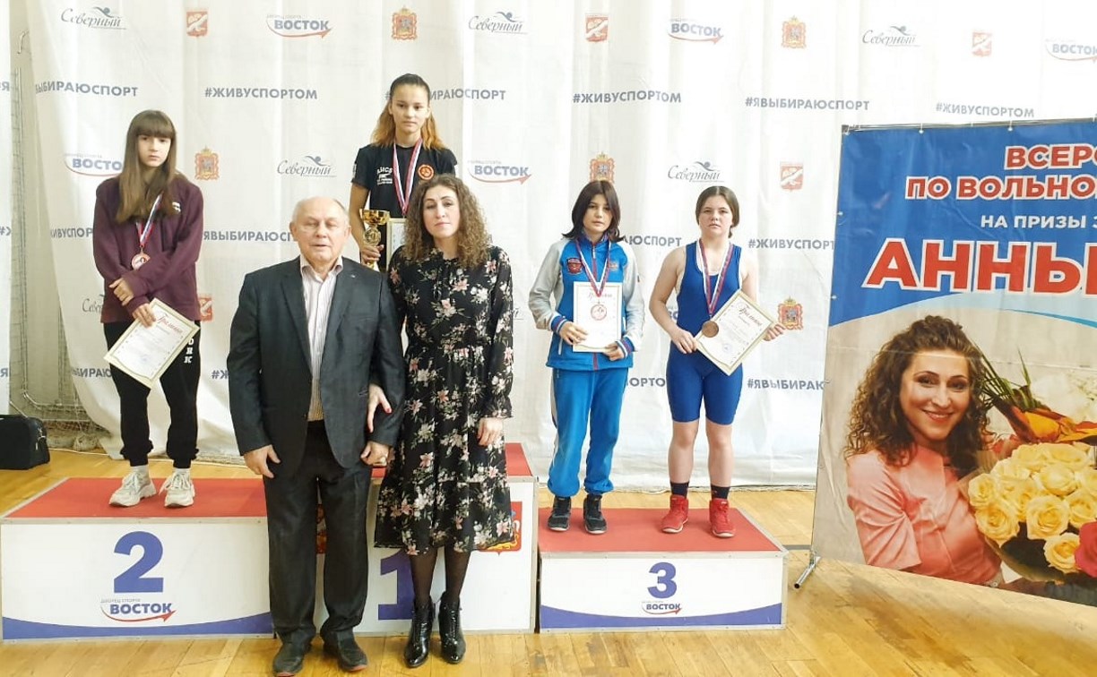 Спортсменка из Шахтерска завоевала бронзу крупных соревнований по вольной борьбе