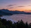 На Сахалине пасмурно и тепло до +19 °C, а на Курилах дожди и сильный ветер до 10 м/с: прогноз погоды для региона на 29 августа