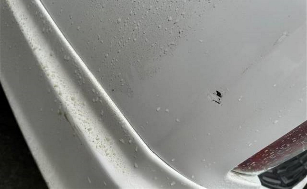 В Южно-Сахалинске разыскивают водителя, скрывшегося с места ДТП