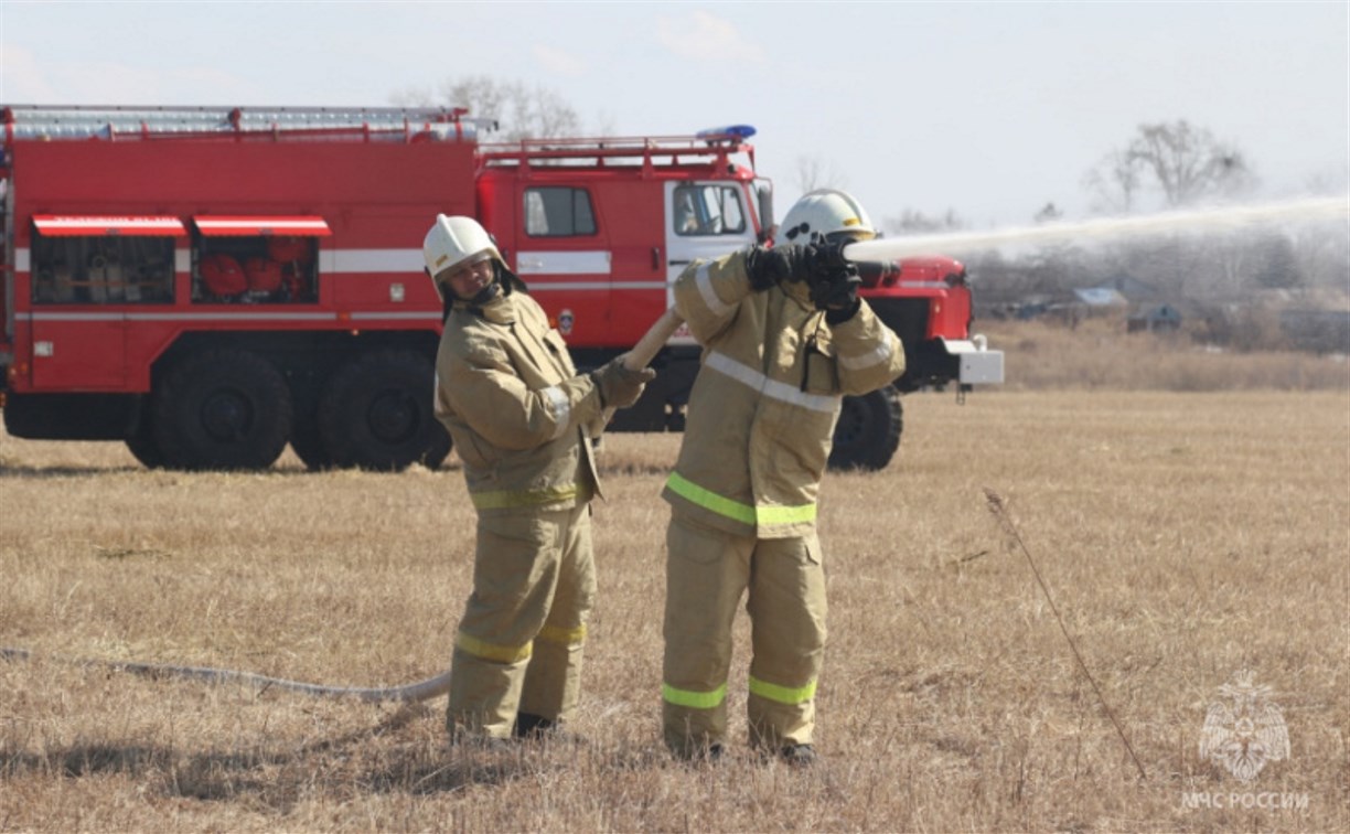 Запах пожаров в Амурской области ощутили на Сахалине