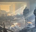 Пожар в неиспользуемом здании потушили в Тымовском