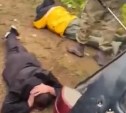 Бригаду браконьеров с острогами на квадроциклах взяли на Сахалине с крупной партией икры 