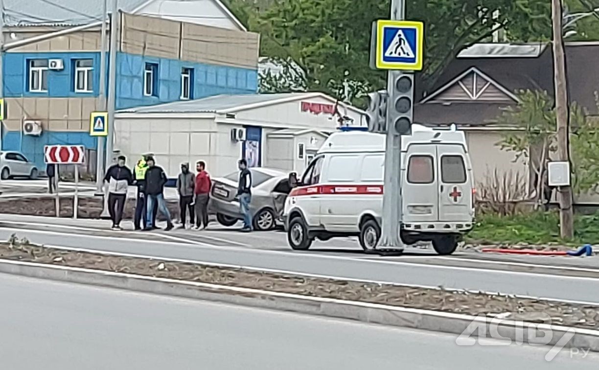 Вылетел на перекрёсток на скорости