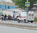 "Вылетел на перекрёсток на скорости": экстренные службы съезжались к месту ДТП в Южно-Сахалинске