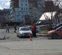 Велосипедист попал под колеса минивена в Южно-Сахалинске