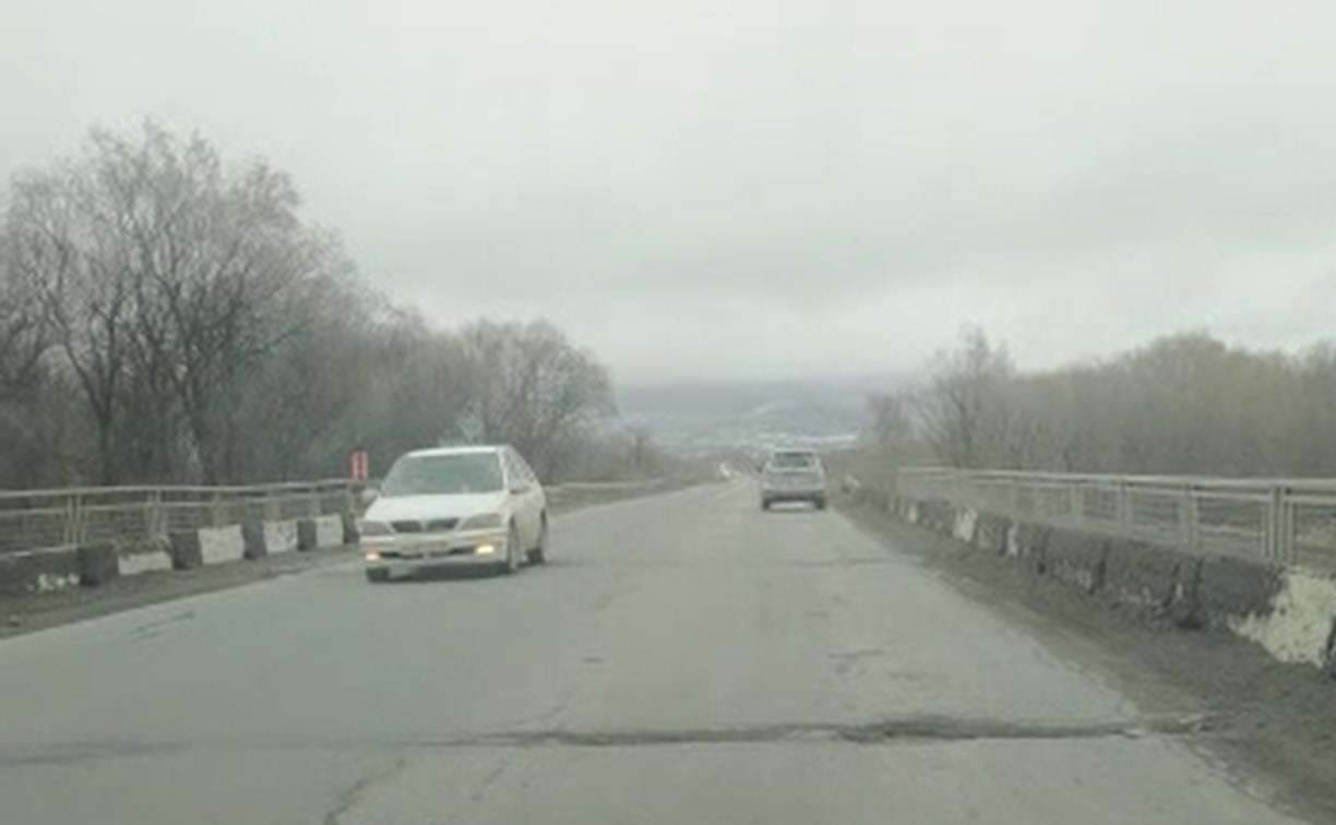 Следы ремонта дороги в Новотроицкое через Сусую смыло первым дождём