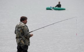 На Сахалине и Курилах рыбакам позволят ловить лосось без разрешения