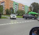 Появилось видео последствий серьёзного ДТП на улице Пуркаева в Южно-Сахалинске