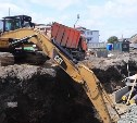"Хвалить их больше не буду": главу Корсаковского района возмутил срыв графиков на "Пяти углах"