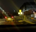 В Охе четверо молодых людей проехали на капоте автомобиля по центральным улицам