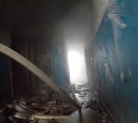 Появилось видео тушения двухэтажного дома в Южно-Сахалинске