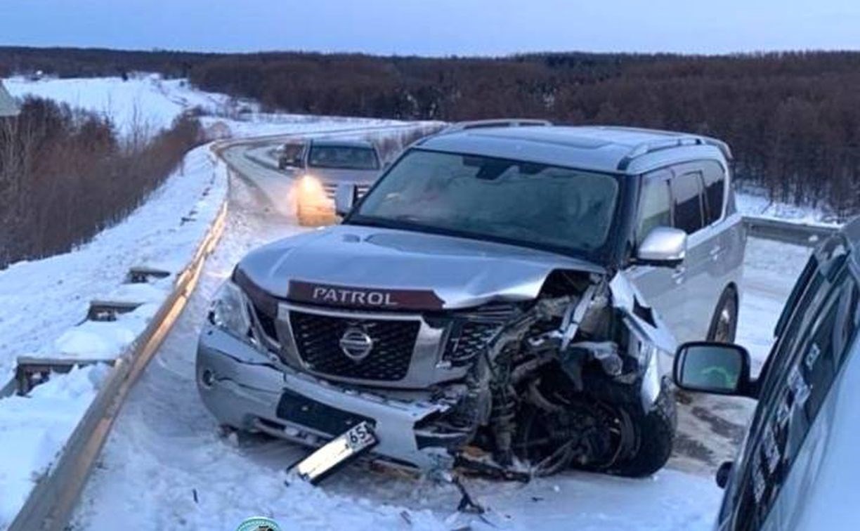 Автомобилистка на Subaru пострадала в ДТП на юге Сахалина