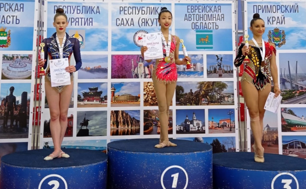 Сахалинские гимнастки привезли две медали со спартакиады молодёжи
