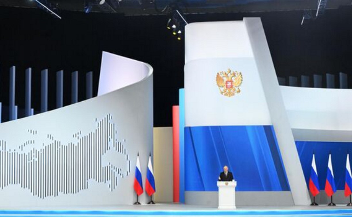Путин: к 2030 году МРОТ должен вырасти вдвое - до 35 тысяч в месяц