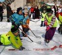 На Сахалине завершились состязания по хоккею в валенках