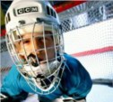 На кубке мэра Южно-Сахалинска по хоккею продолжаются жаркие схватки