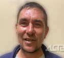 Обвиняемый в краже сахалинец скрывается от суда и полиции