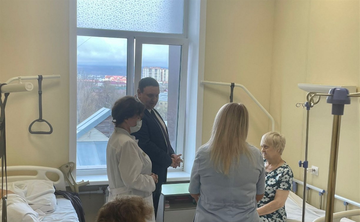 Обновлённое терапевтическое отделение открыли в городской больнице Южно-Сахалинска