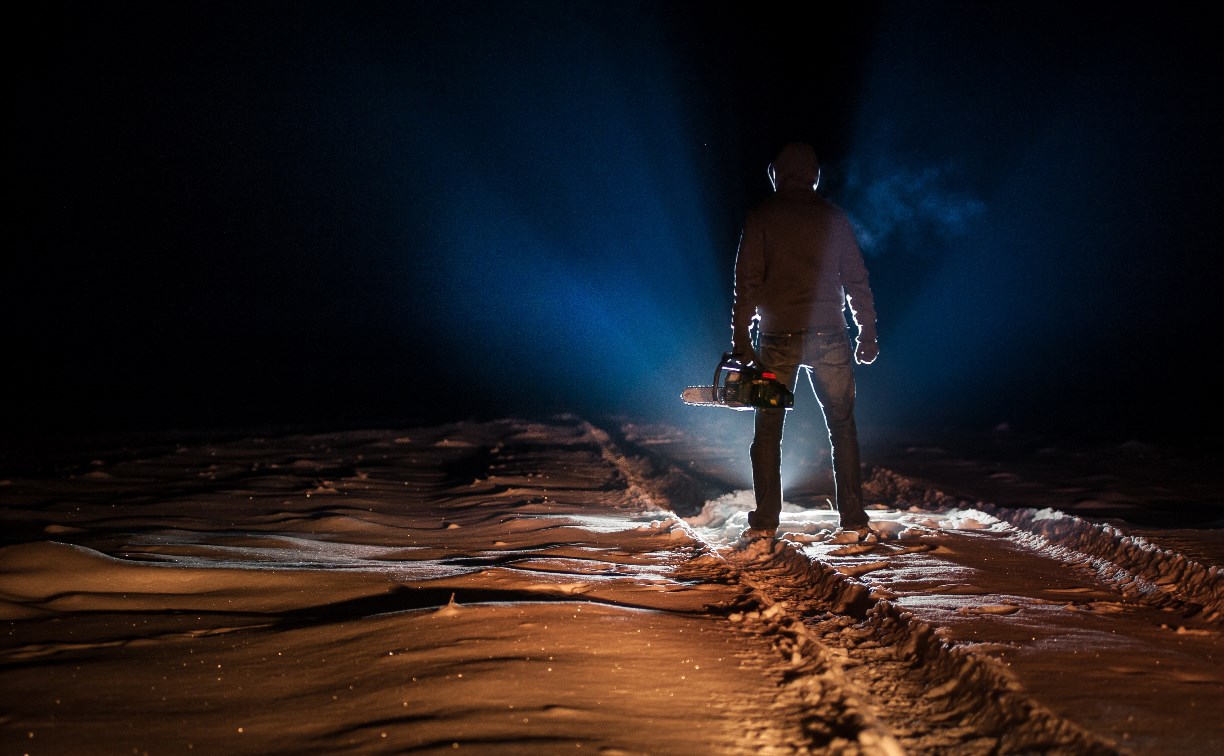 "Я тебя убью и распилю!": сахалинец с металлической трубой и битой напал на мужчину